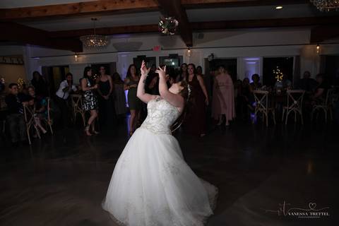 wedding photo
first look photography
best wedding photographer in CT
wedding dresses
wedding venues in CT
Vanessa Trettel Photography
StoneHurst at Hampton Valley - CT'