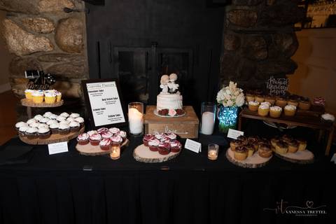 wedding photo
first look photography
best wedding photographer in CT
wedding dresses
wedding venues in CT
Vanessa Trettel Photography
StoneHurst at Hampton Valley - CT'