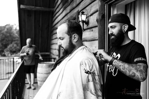 wedding photo
first look photography
best wedding photographer in CT
wedding dresses
wedding venues in CT
Vanessa Trettel Photography'