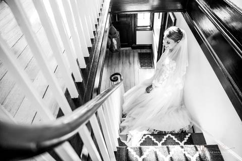 wedding photo
first look photography
best wedding photographer in CT
wedding dresses
wedding venues in CT
Vanessa Trettel Photography
Evergreen Bed and Breakfast, Southbury CT'