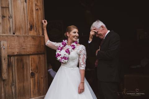 wedding photo
first look photography
best wedding photographer in CT
wedding dresses
wedding venues in CT
Vanessa Trettel Photography
Evergreen Bed and Breakfast, Southbury CT'