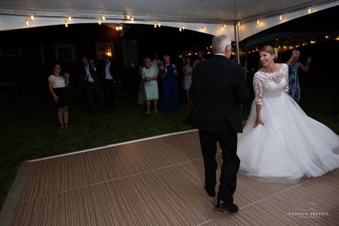 wedding photo
first look photography
best wedding photographer in CT
wedding dresses
wedding venues in CT
Vanessa Trettel Photography
Evergreen Bed and Breakfast, Southbury CT'