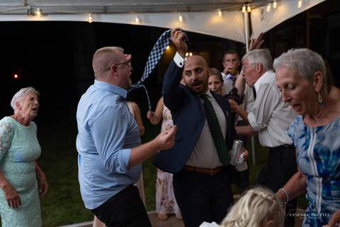 wedding photo
first look photography
best wedding photographer in CT
wedding dresses
wedding venues in CT
Vanessa Trettel Photography
Evergreen Bed and Breakfast, Southbury CT'