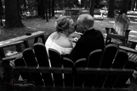 wedding photo
first look photography
best wedding photographer in CT
wedding dresses
wedding venues in CT
Vanessa Trettel Photography'