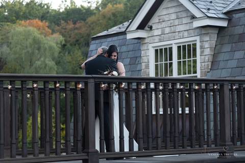 wedding photo
first look photography
best wedding photographer in CT
wedding dresses
wedding venues in CT
Vanessa Trettel Photography'