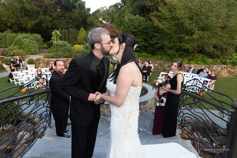 wedding photo
Halloween wedding
best wedding photographer in CT
wedding dresses
wedding venues in CT
Vanessa Trettel Photography
Vyne Middlebury - CT'