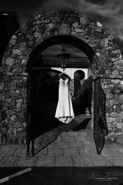 Photo bride get ready 
Wedding photographer in CT
Wedding photographer in NYC
bride before wedding
Vanessa Trettel Photography'