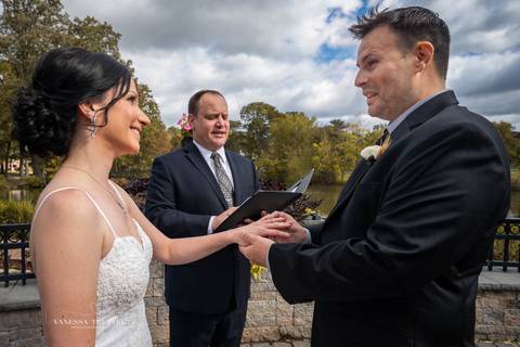 wedding photo
first look photography
best wedding photographer in CT
wedding dresses
wedding venues in CT
Pond House Cafe Hartford
Elizabeth Park wedding
Vanessa Trettel Photography'