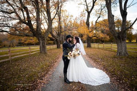 wedding photo
first look photography
Tyrone Farm CT
best wedding photographer in CT
wedding dresses
Barn wedding venues in CT
Country wedding
wedding in the fall
Vanessa Trettel Photography'