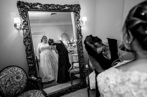 Wedding photographer
fat couple
Great River Golf Club
Milford golf CT
Vanessa Trettel Photography
'