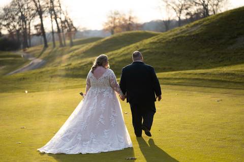 Wedding photographer
fat couple
Great River Golf Club
Milford golf CT
Vanessa Trettel Photography
'