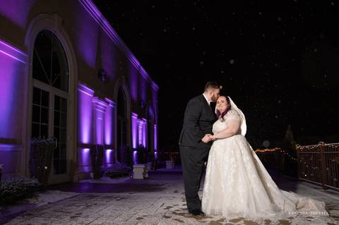 Aria Wedding Venue
wedding photo
first look photography
Aria Prospect CT
best wedding photographer in CT
wedding dresses
Aria wedding venues in CT
wedding in the night
wedding in the snow
Vanessa Trettel Photography
winter Wedding'