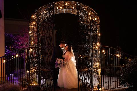 Aria Wedding Venue
wedding photo
first look photography
Aria Prospect CT
best wedding photographer in CT
wedding dresses
Aria wedding venues in CT
wedding in the night
wedding in the snow
Vanessa Trettel Photography
winter Wedding'