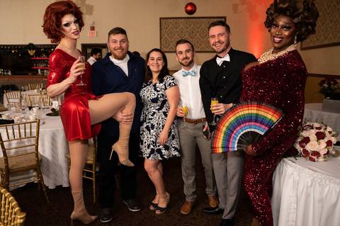 wedding photo
first look photography

best wedding photographer in CT
wedding dresses
wedding venues in CT
Vanessa Trettel Photography
wedding in A Villa Luisa Bolton CT
black wedding dress'