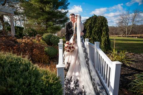 wedding photo
first look photography
Robert Taylor photography
best wedding photographer in CT
wedding dresses
wedding venues in CT
Vanessa Trettel Photography
wedding in A Villa Luisa Bolton CT
black wedding dress'