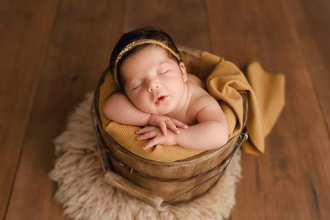 Sessão fotográfica recém-nascido'