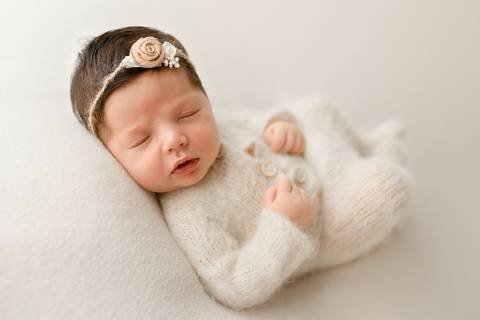 Sessão fotográfica recém-nascido'