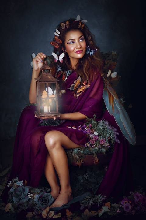 ensaio fotografico de fada em estudio'