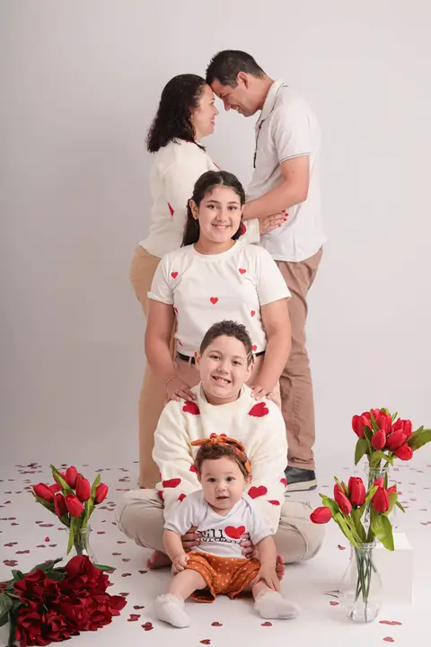 Fotografo em Suzano -SP Estúdio Rossinis especializado em Fotografia de Família,Fotos atemporais Dia das Mães'