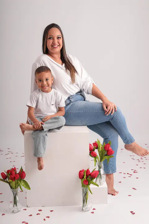 Fotografo em Suzano -SP Estúdio Rossinis especializado em Fotografia de Família, Fotos de mães e filhos'