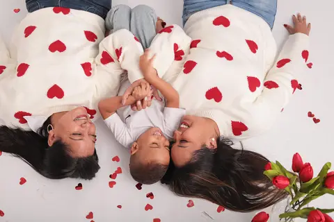 estúdio rossinis fotografia de família  em Suzano - SP, Retrato familiar com corações'