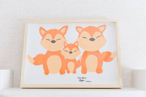 quadrinho do quarto do bebê pintado pelo pai'