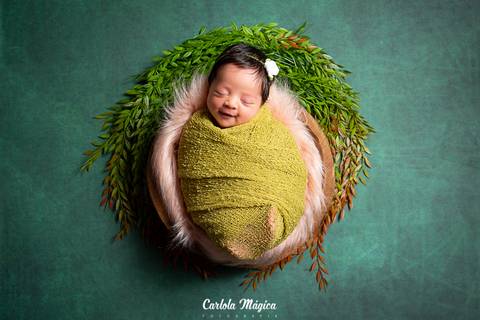 Newborn campo largo curitiba recém nascido bebês prematuros bebês dormindo fotografia de bebê foto pai e bebê'