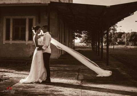 Ensaio Pré casamento trash the dress realizado na cidade de Piraju São Paulo, com o Casal Bella e Rafa , pimenta Image Fotografia de Casamento em Alta Floresta.'