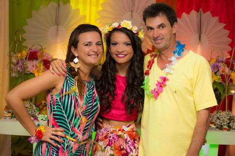 Aniversário de 5 anos realizado na cidade de Parana´ta Mt proximo a alta floresta MT com Making OF e Festa com a querida e divertida Fabiana fotografia de 15 anos Pimenta Image Studio'