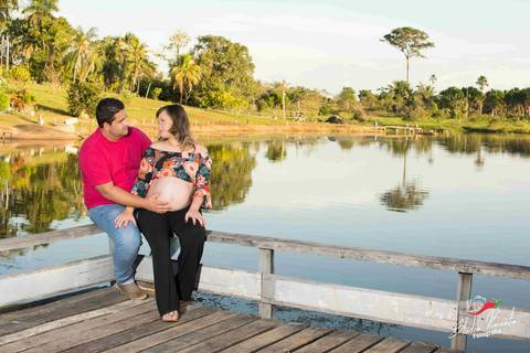 Ensaio de Gestante Criativo realizado na Cidade de Alta Floresta MT, com o Casal Joslaine e Cesar da Cidade de Paranaíta, fotografo de Gestante Pimenta Image Studio'