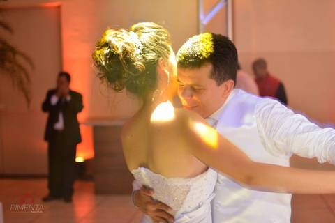 Fotografia de Casamento Pimenta Image Studio  casamento realizado em Sorocaba - SP ,  hoje atuamos em casamentos em Paranaíta MT , Alta Floresta - MT'