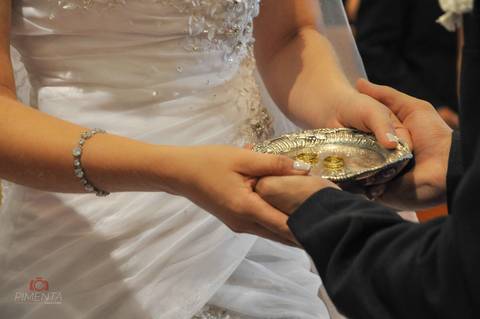 Casamento Daniela e Luis Fernando Fotografia de casamento Pimenta Image Studio realizado em Alta Floresta MT Paranaíta MT, decoração criativa de Casamento e Vestido de Noiva Lindo.'