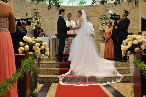 Casamento Daniela e Luis Fernando Fotografia de casamento Pimenta Image Studio realizado em Alta Floresta MT Paranaíta MT, decoração criativa de Casamento e Vestido de Noiva Lindo.'