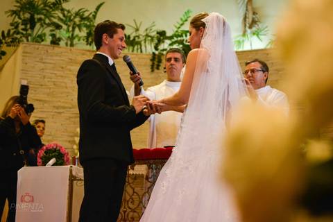 Casamento Daniela e Luis Fernando Fotografia de casamento Pimenta Image Studio realizado em Alta Floresta MT Paranaíta MT, decoração criativa de Casamento e Vestido de Noiva Lindo.'