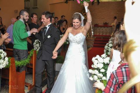 Casamento Daniela e Luis Fernando Fotografia de casamento Pimenta Image Studio realizado em Alta Floresta MT Paranaíta MT, decoração criativa de Casamento e Vestido de Noiva Lindo.'