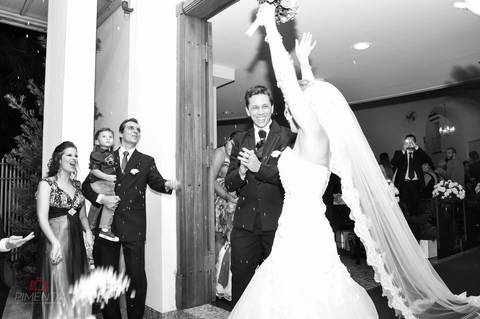 Casamento Daniela e Luis Fernando Fotografia de casamento Pimenta Image Studio realizado em Alta Floresta MT Paranaíta MT, decoração criativa de Casamento e Vestido de Noiva Lindo.'