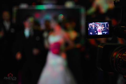 Casamento Daniela e Luis Fernando Fotografia de casamento Pimenta Image Studio realizado em Alta Floresta MT Paranaíta MT, decoração criativa de Casamento e Vestido de Noiva Lindo.'