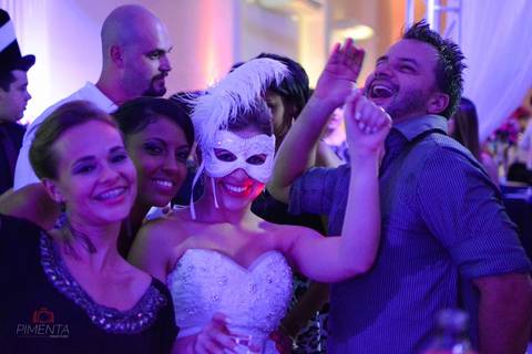 Casamento Daniela e Luis Fernando Fotografia de casamento Pimenta Image Studio realizado em Alta Floresta MT Paranaíta MT, decoração criativa de Casamento e Vestido de Noiva Lindo.'