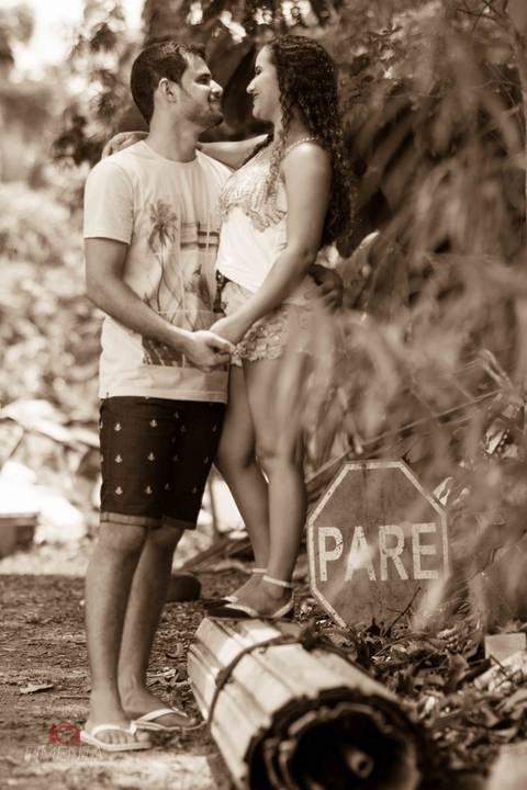 Ensaio Pré Casamento com fotografias criativas realizado na cidade de Apiacás com o casal tainara e Elison Fotografia de Casamento Pimenta Image Studio Paranaíta , Alta Floresta'