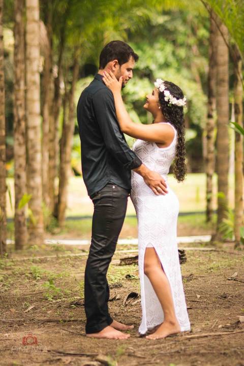 Ensaio Pré Casamento com fotografias criativas realizado na cidade de Apiacás com o casal tainara e Elison Fotografia de Casamento Pimenta Image Studio Paranaíta , Alta Floresta'