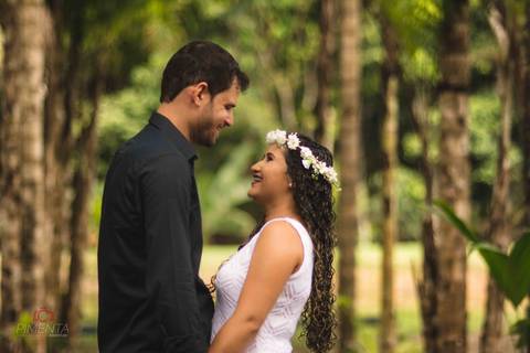 Ensaio Pré Casamento com fotografias criativas realizado na cidade de Apiacás com o casal tainara e Elison Fotografia de Casamento Pimenta Image Studio Paranaíta , Alta Floresta'