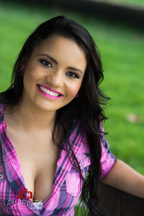 Ensaio sensual com a Linda Catiane da cidade de Paranaíta MT, ela foi Rainha do rodeio de Paranaita em 2016, Pimenta Image Studio fotográfia de eventos.'