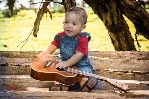 Ensaio Criativo de Criança de um ano, realizado na cidade de Paranaíta, Pimenta Image studio fotografia de criança e ensaios smash the cake.'