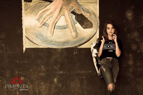 Ensaio session book fotográfico modelo mirin milena tavares realizado em Paranaíta - MT, ensaio realizado em um antiga locação externa, fotografia pimenta image studio fotografia de casamento , book e ensaios de gestante, trash the dress.'