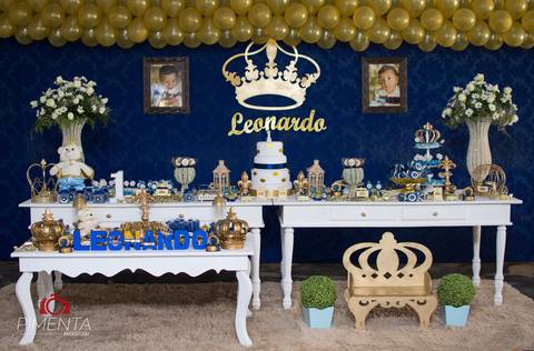 Pimenta Image studio fotgrafia de aniversário de 01 ano do Leonardo em Nova bandeirantes MT, fotográfia de crianças em Alta floresta, fotografia de familia em alta floresta. Pimenta fotografia de crinaças, smach the cake.'