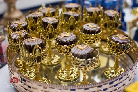 Pimenta Image studio fotgrafia de aniversário de 01 ano do Leonardo em Nova bandeirantes MT, fotográfia de crianças em Alta floresta, fotografia de familia em alta floresta. Pimenta fotografia de crinaças, smach the cake.'