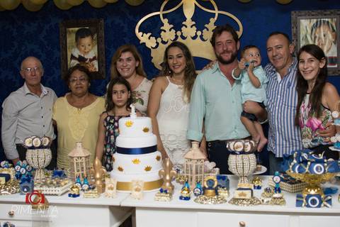 Pimenta Image studio fotgrafia de aniversário de 01 ano do Leonardo em Nova bandeirantes MT, fotográfia de crianças em Alta floresta, fotografia de familia em alta floresta. Pimenta fotografia de crinaças, smach the cake.'