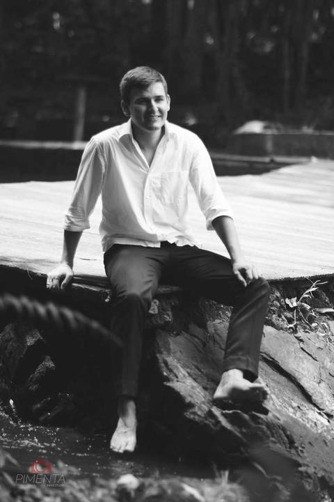 Ensaio pré casamento realizado na cidade de Paranaíta trash the dress, pimenta image studio fotografia de casamento em Alta floresta.'