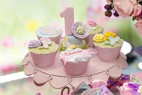 Cupcake modelados festa infantil na Barra da Tijuca '