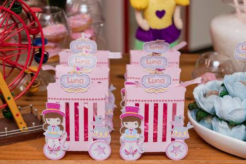 Papelaria personalizada de festa Infantil - Circo Rosa - Casa em Festa - RJ '